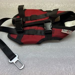 Snoozer brand pet car restraint harness for small to medium dog.